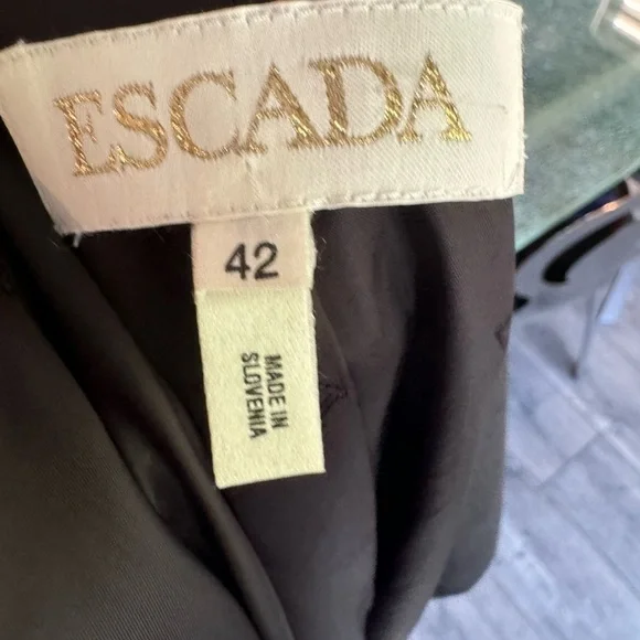 Escada jacket 42